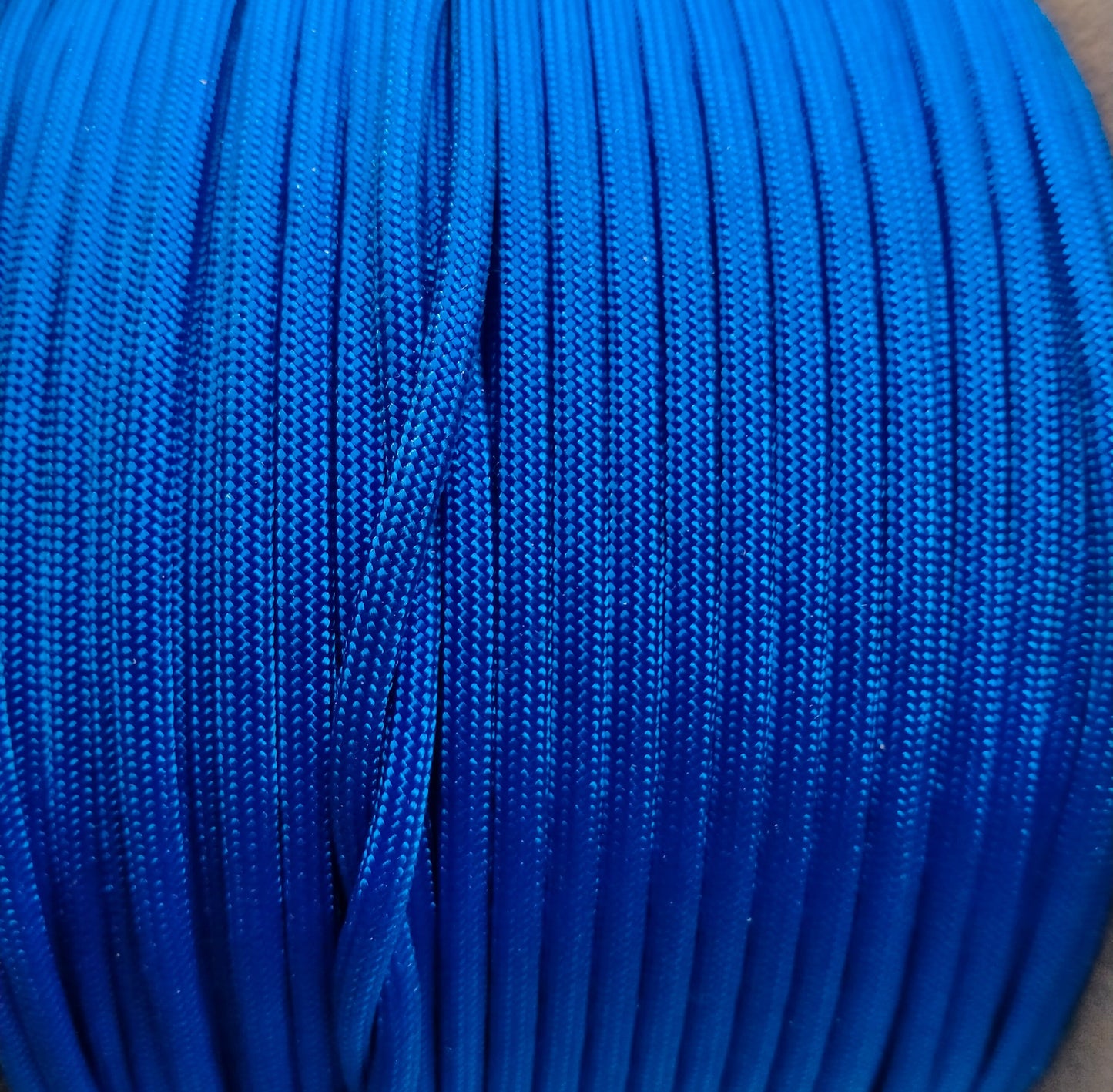 Paracord 4mm Electric Blue Kim & Milly's Cords 4 Paws Paracord Handmade Dog Accessories Customizable Made in Germany Shipping worldwide
