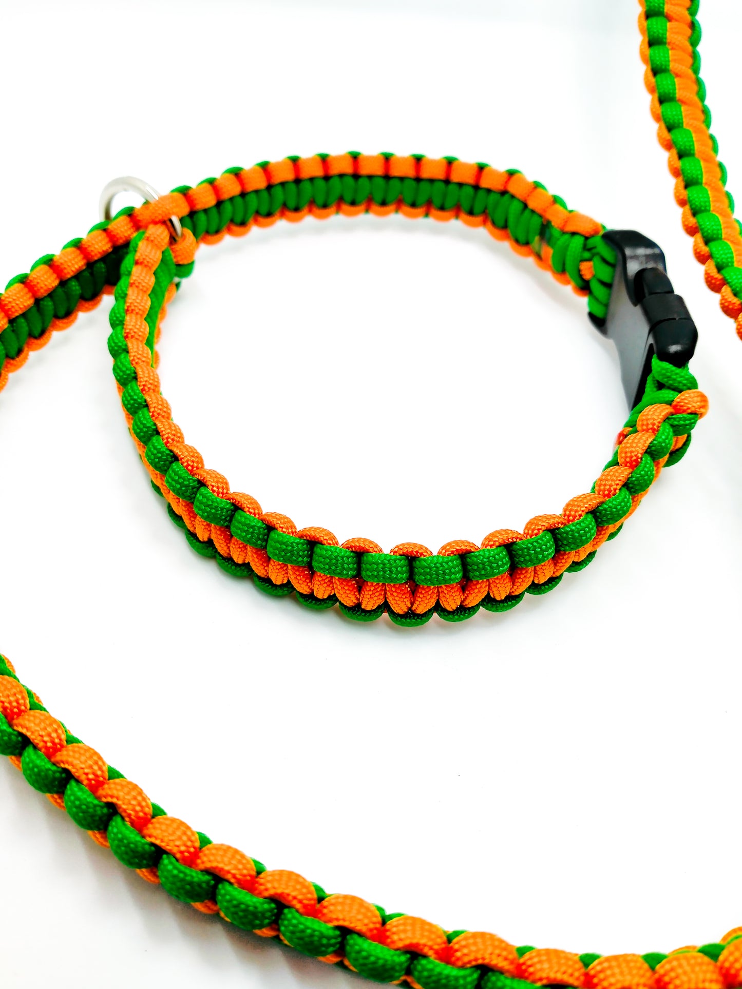 Groomer's Loop cords4paws Paracord Handmade Dog Accessories Customizable Made in Germany Shipping worldwide