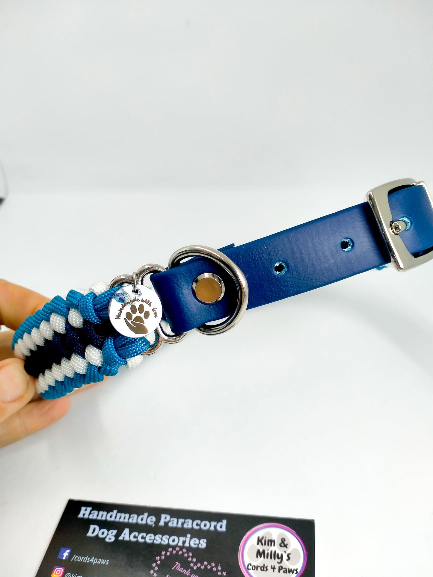 Dog Collar - "Sanctified " cords4paws Paracord Handmade Dog Accessories Customizable Made in Germany Shipping worldwide
