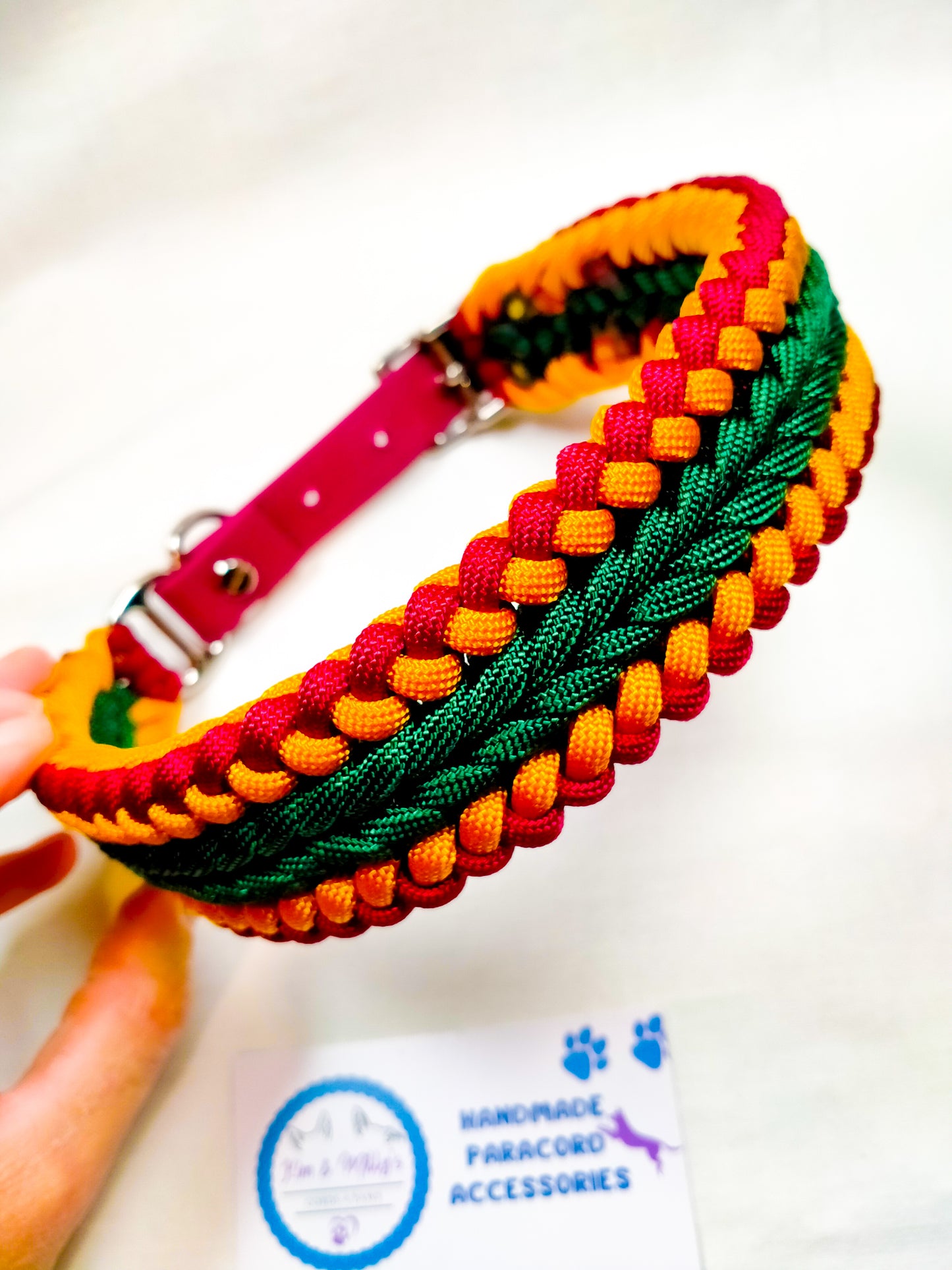 Pre-Made: Endless Falls Collar, 38-47cm Kim & Milly's Cords 4 Paws Paracord Handmade Dog Accessories Customizable Made in Germany Shipping worldwide