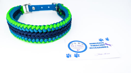 Pre Made Collar: Endless Falls, blue/greens, 40-49cm Kim & Milly's Cords 4 Paws Paracord Handmade Dog Accessories Customizable Made in Germany Shipping worldwide