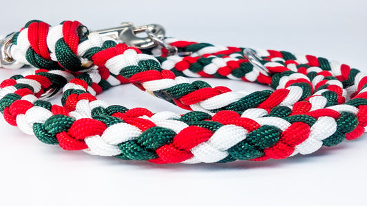Pre-Made: 6 Strand Lead. Xmas Colours, 1.35m Kim & Milly's Cords 4 Paws Paracord Handmade Dog Accessories Customizable Made in Germany Shipping worldwide