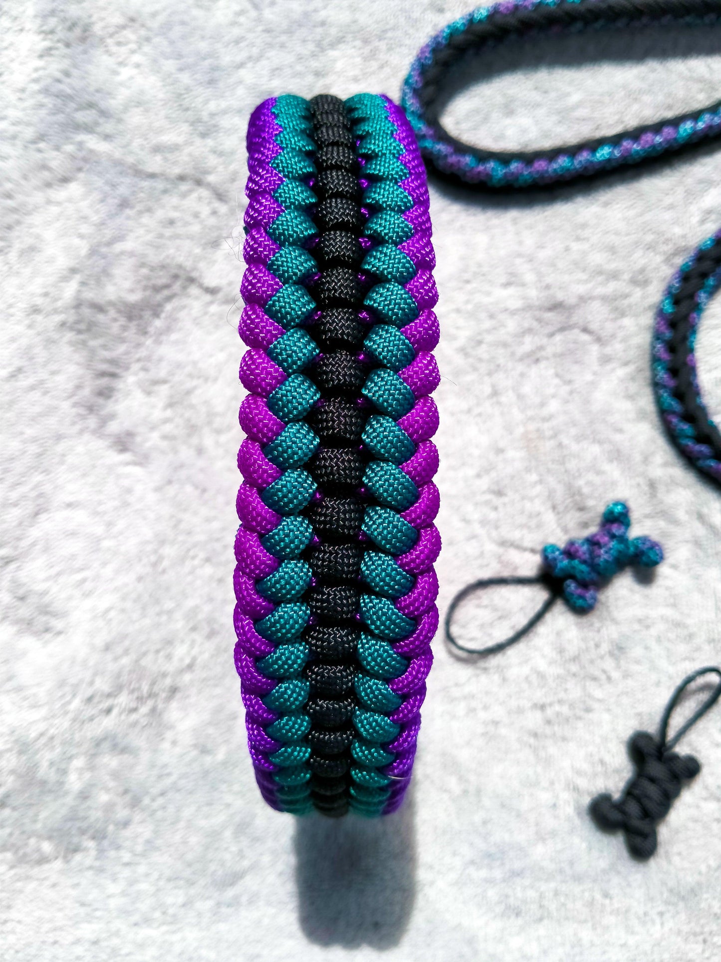 Dog Collar - "Sanctified " cords4paws Paracord Handmade Dog Accessories Customizable Made in Germany Shipping worldwide