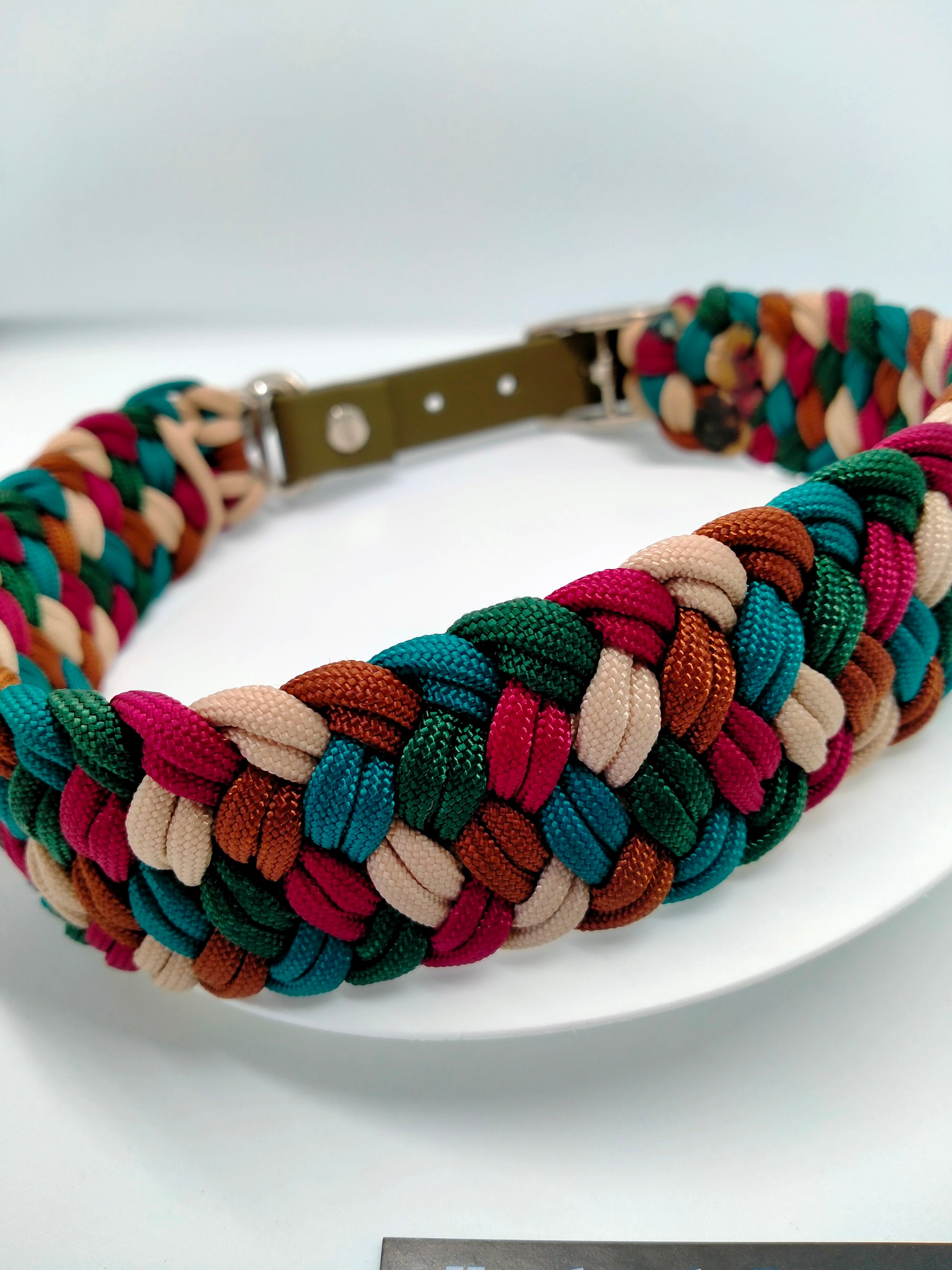 Dog Collar - Milly's Rainbow cords4paws Paracord Handmade Dog Accessories Customizable Made in Germany Shipping worldwide