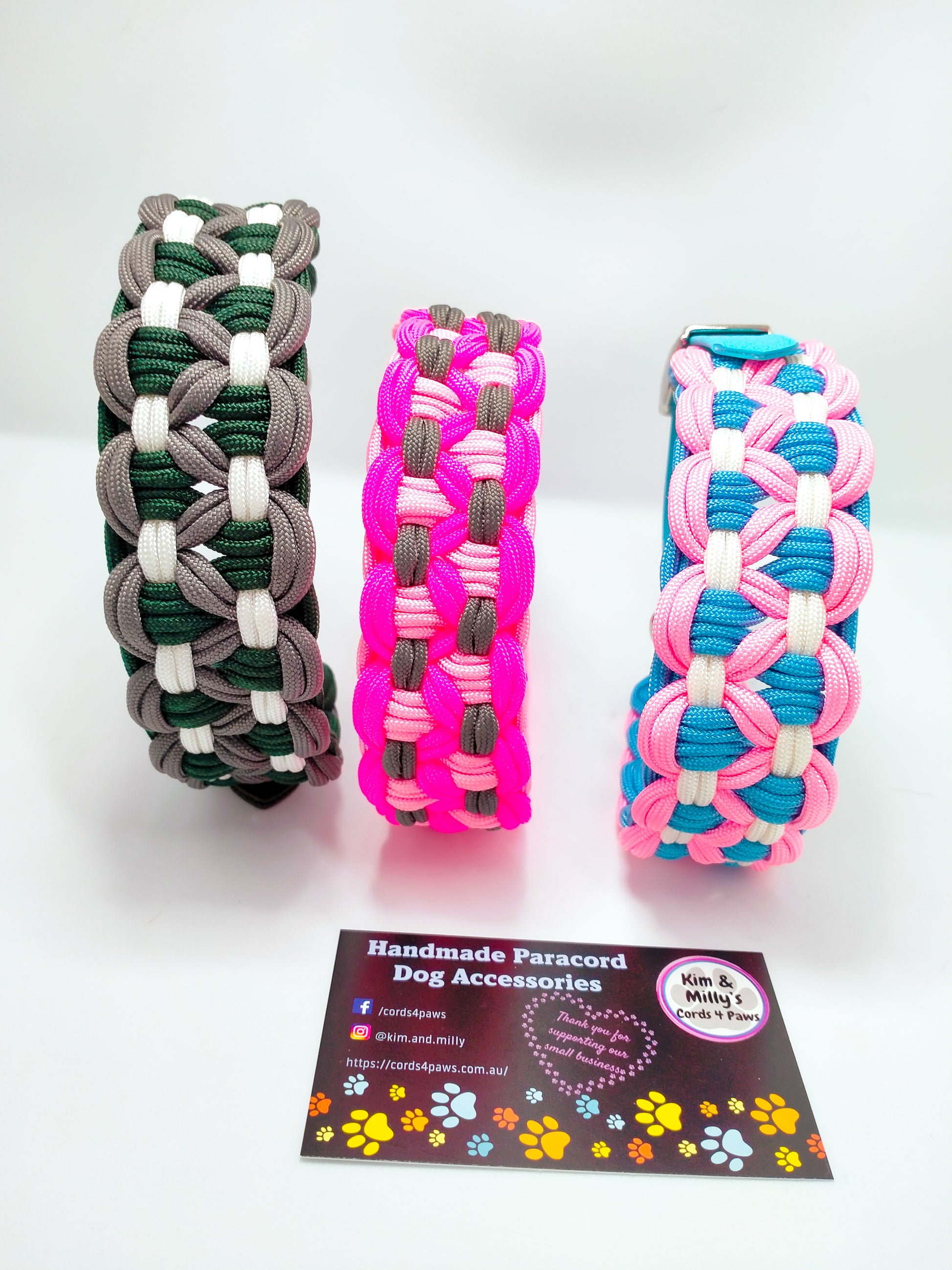 Dog Collar - Sadie's Posie Kim & Milly's Cords 4 Paws Paracord Handmade Dog Accessories Customizable Made in Germany Shipping worldwide