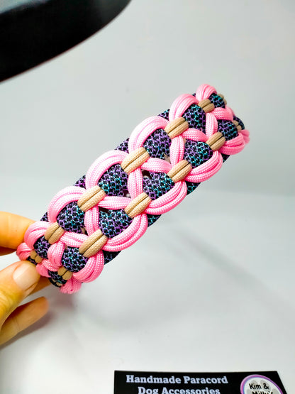 Dog Collar - Sadie's Posie Kim & Milly's Cords 4 Paws Paracord Handmade Dog Accessories Customizable Made in Germany Shipping worldwide