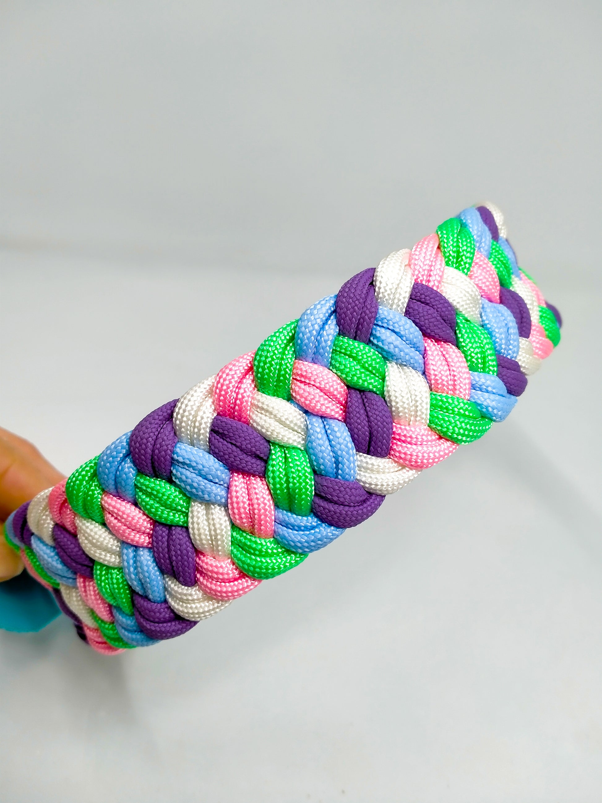 Dog Collar - Milly's Rainbow cords4paws Paracord Handmade Dog Accessories Customizable Made in Germany Shipping worldwide