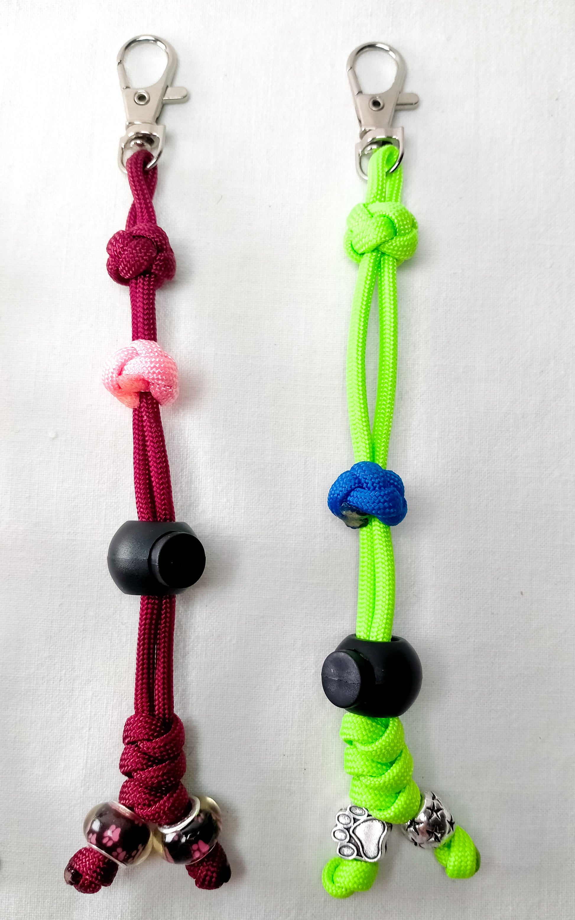 Key Chain - 💩 Bag Holder cords4paws Paracord Handmade Dog Accessories Customizable Made in Germany Shipping worldwide