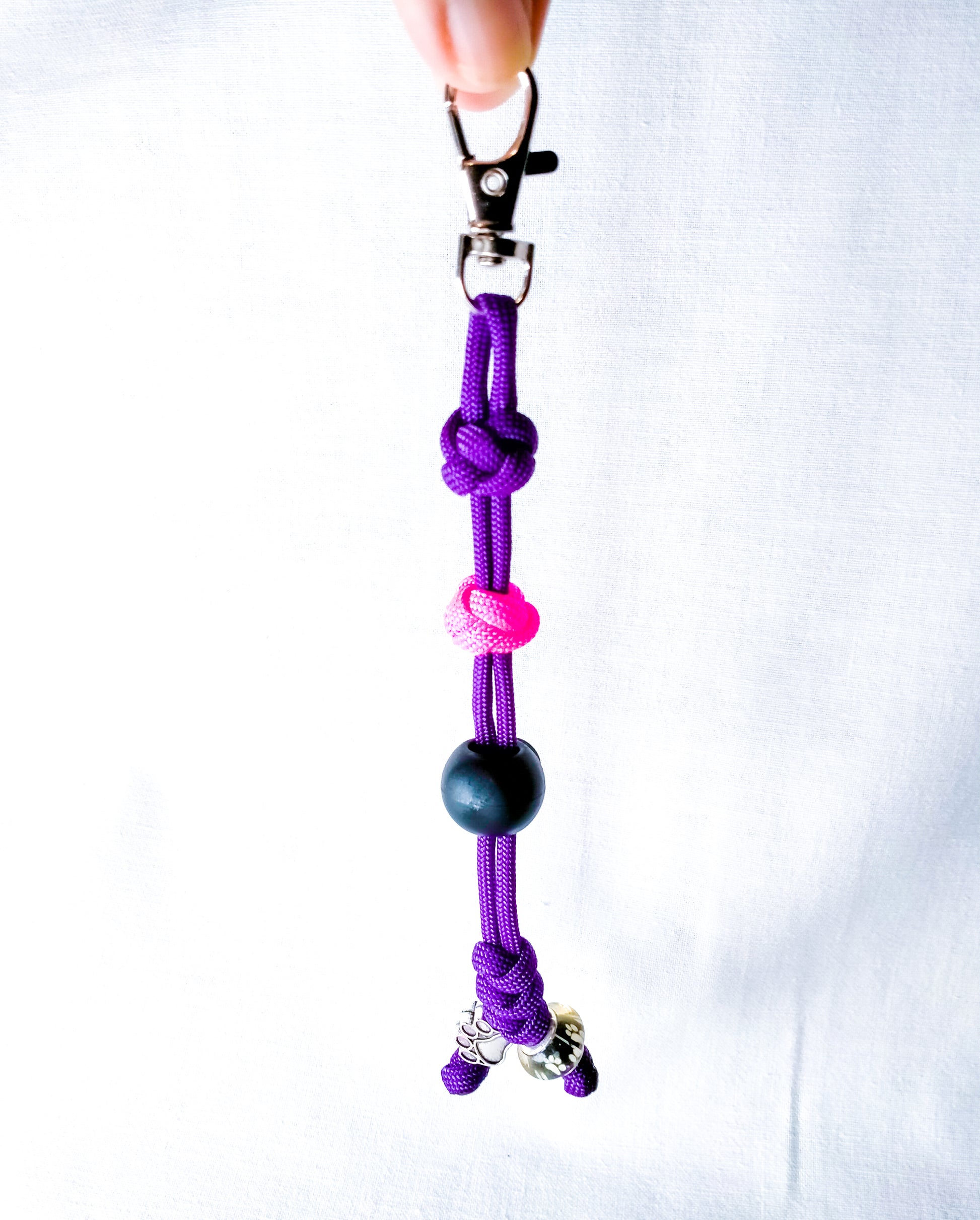 Key Chain - 💩 Bag Holder cords4paws Paracord Handmade Dog Accessories Customizable Made in Germany Shipping worldwide