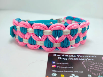 Dog Collar - Sadie's Posie Kim & Milly's Cords 4 Paws Paracord Handmade Dog Accessories Customizable Made in Germany Shipping worldwide